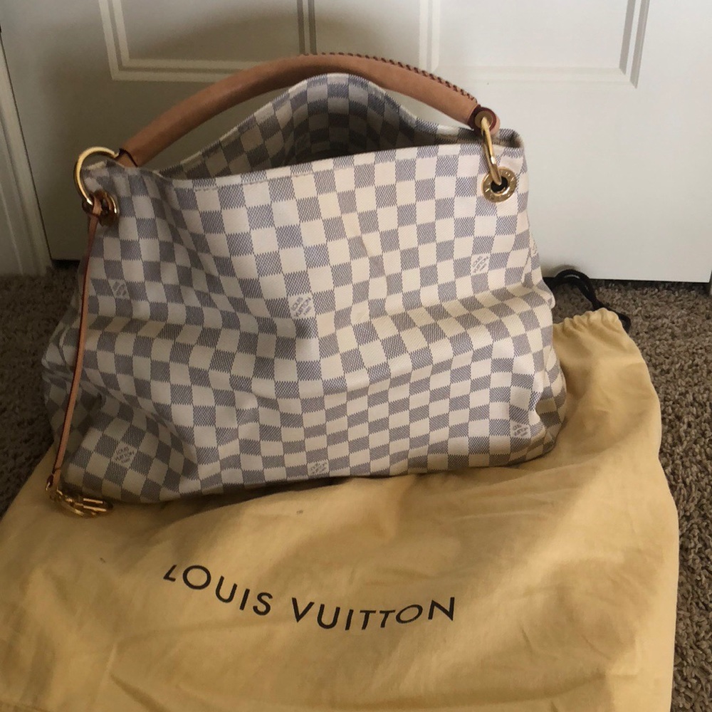 Artsy Louis Vuitton purse